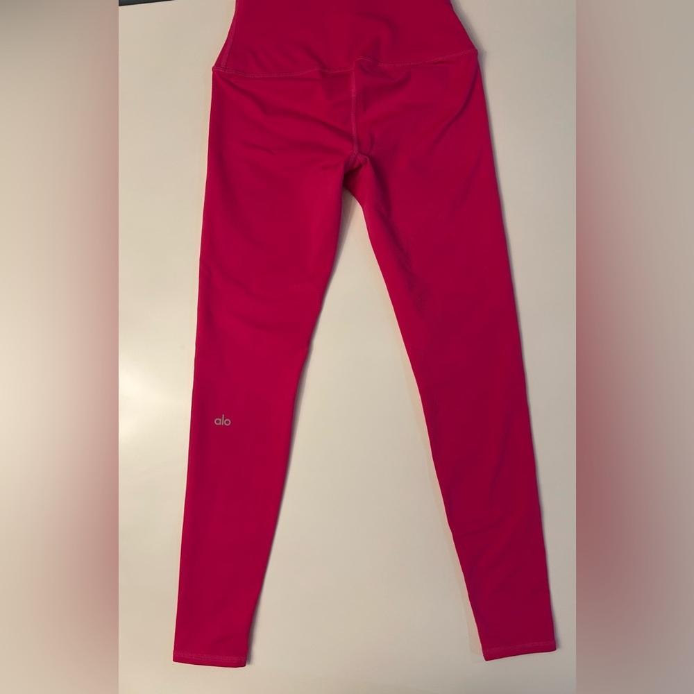 Neon Pink Alo Yoga Leggings